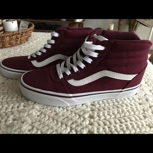 Women’s Vans High Tops NWOT